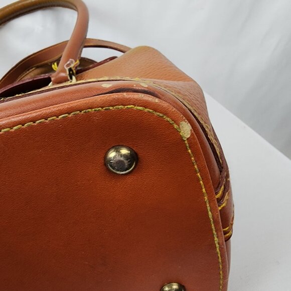 Vintage 90s Rare Dooney & Bourke Tan Doctor Bag All Weather Leather Gold Hardwar - Picture 16 of 16